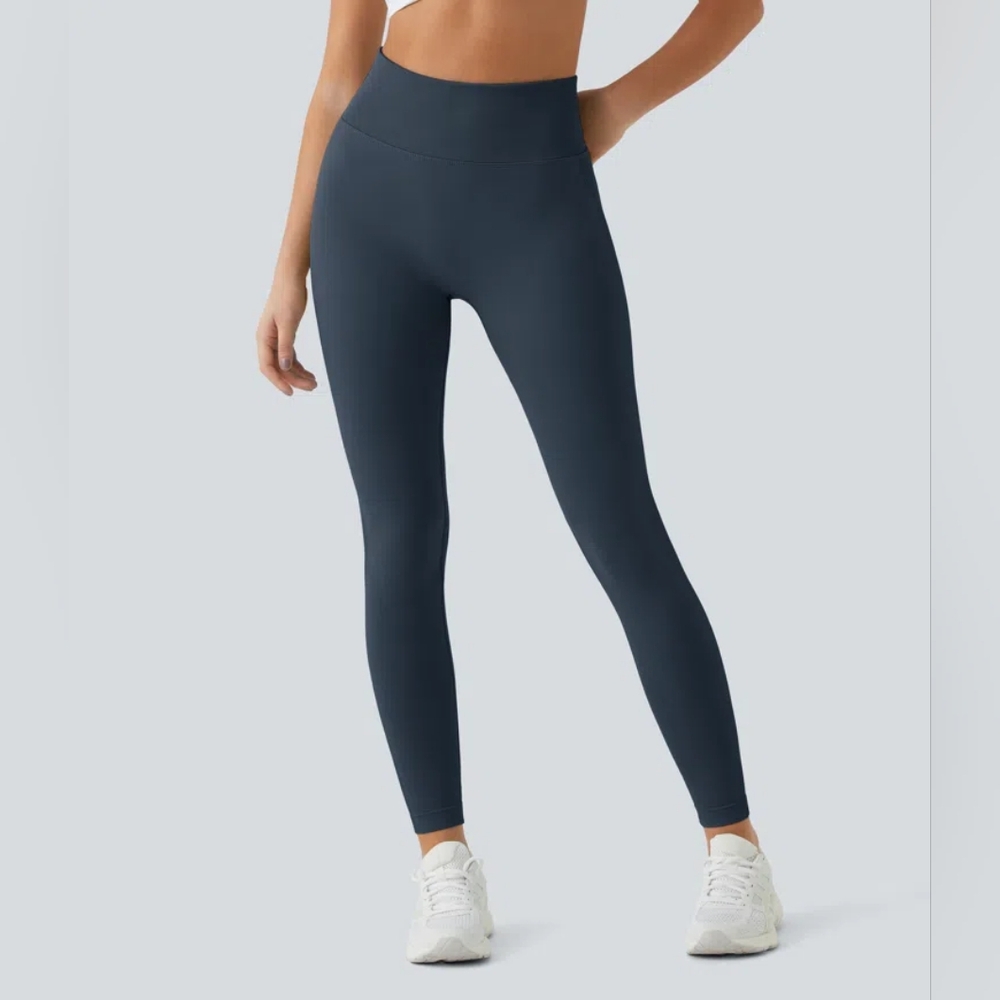 HALARA butt lifting seamless High Waist Navy Leggings blue 7/8 high waist sz L